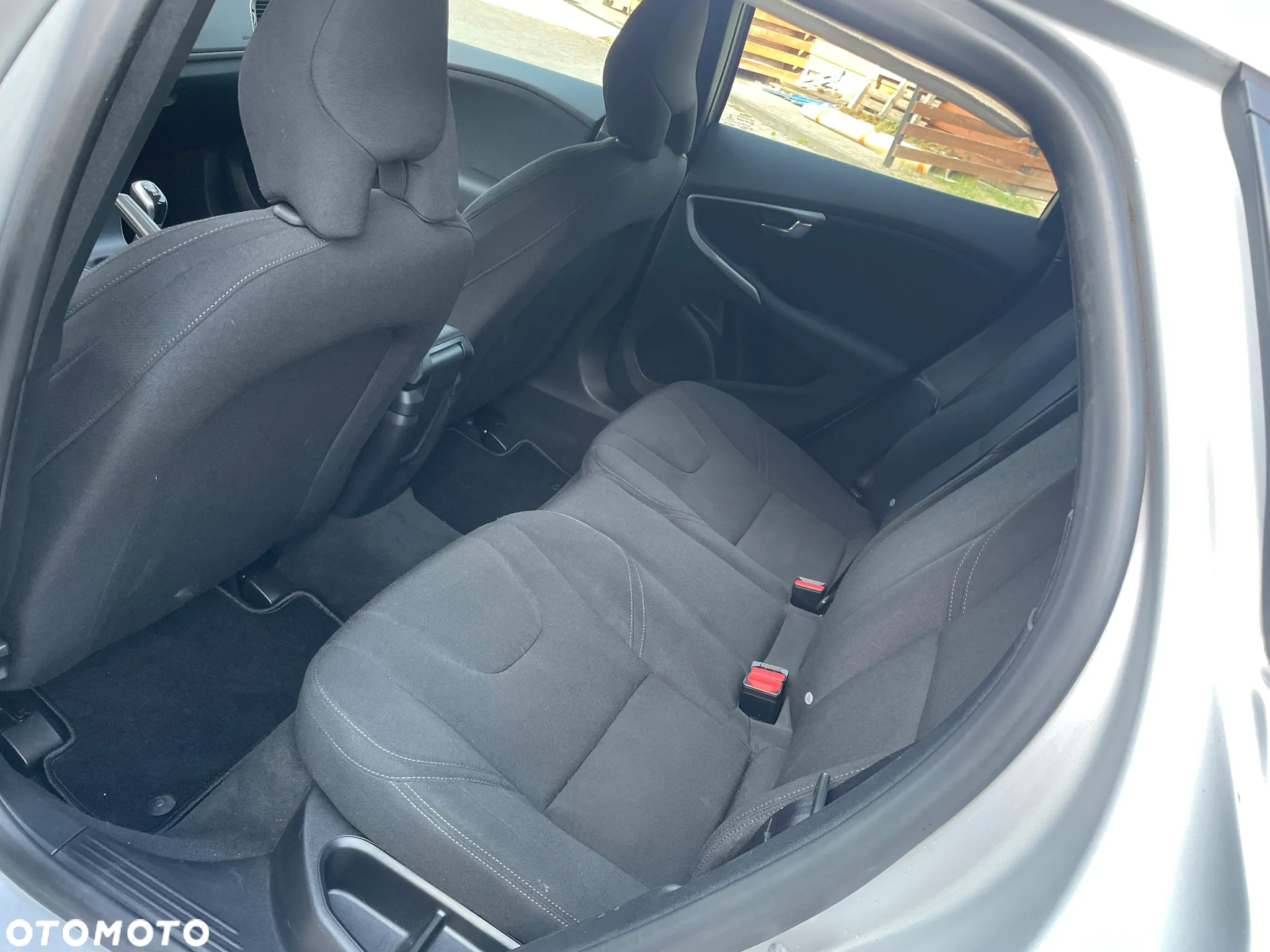 Volvo V40 D2 Momentum - 13