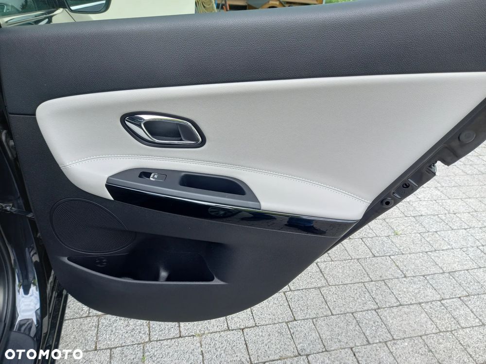 Kia Ceed 1.6 GDI Platinum Edition - 19