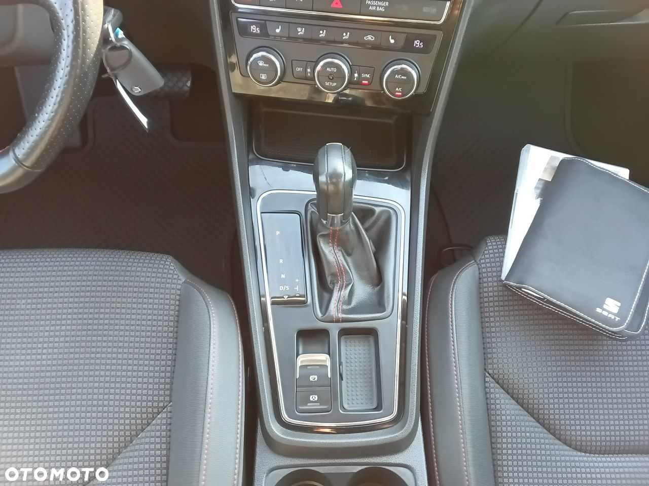 Seat Leon 2.0 TDI DPF Start&Stop DSG FR - 19