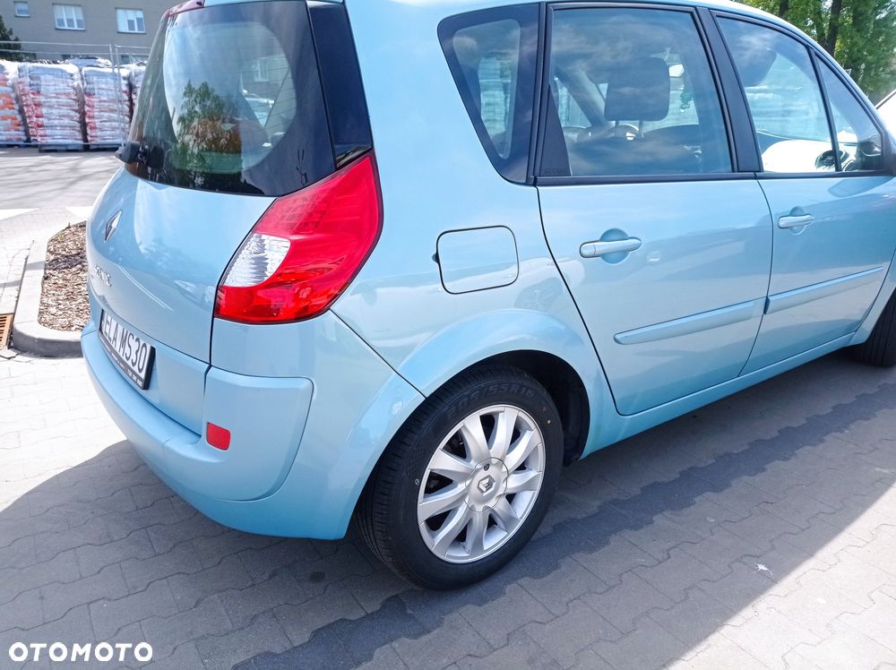 Renault Scenic 2.0 16V Privilege - 19