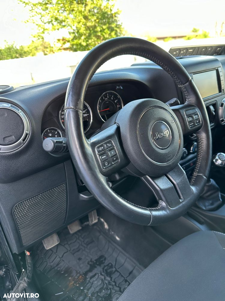 Jeep Wrangler - 25