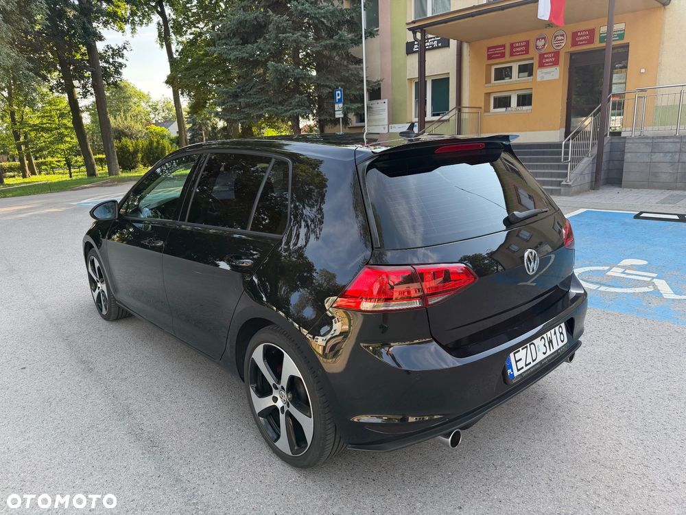 Volkswagen Golf 2.0 TDI BMT Highline DSG EU6 - 9
