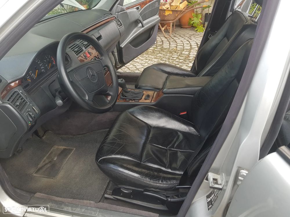Mercedes-Benz E 220 CDI Classic - 5