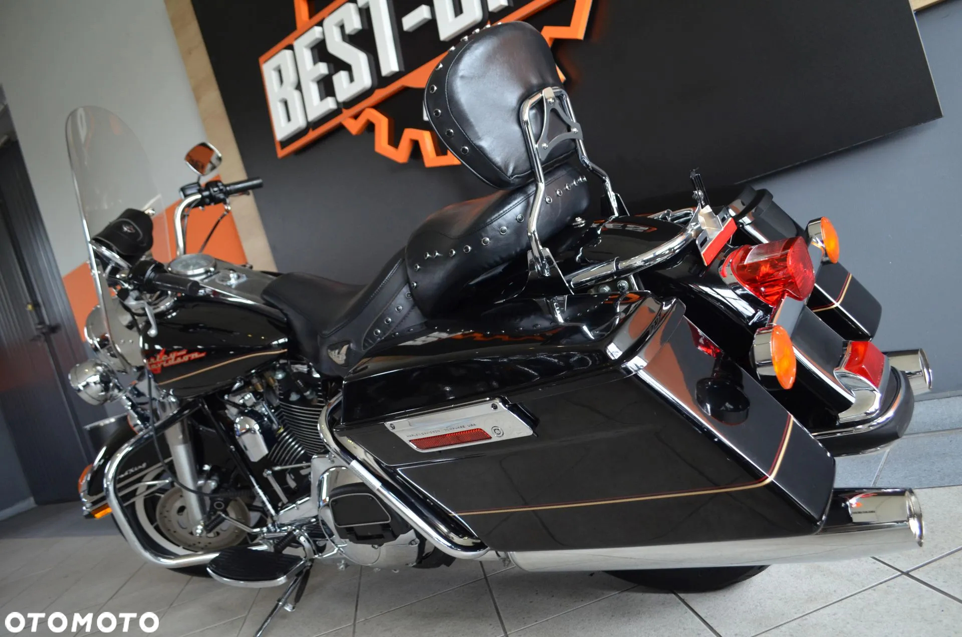 Harley-Davidson Touring Road King - 22