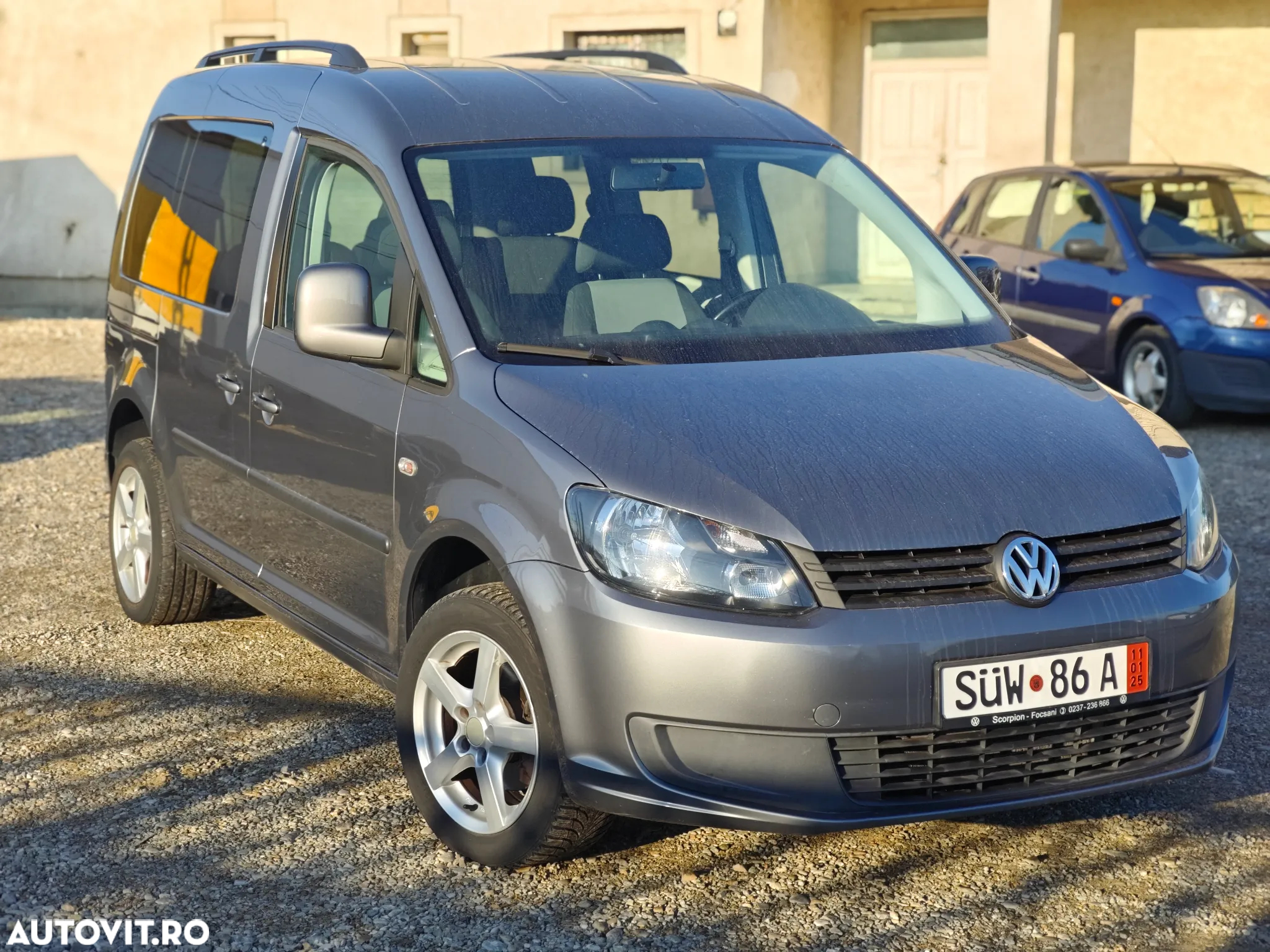 Volkswagen Caddy 1.6 TDI Trendline - 2