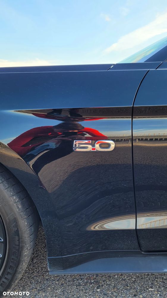 Ford Mustang Fastback GT - 18