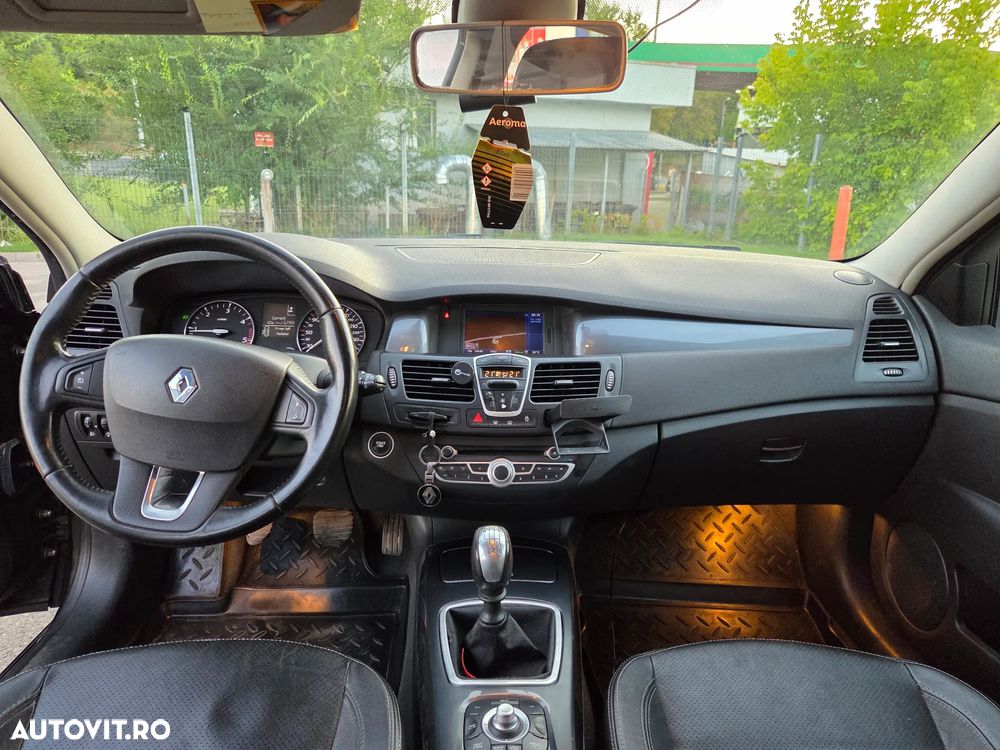 Renault Laguna - 8