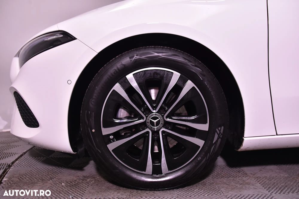 Mercedes-Benz A 180 d 8G-DCT - 15