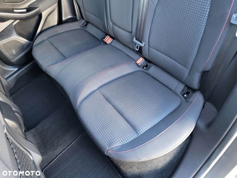 Ford Focus 1.5 EcoBoost STart-Stopp-System ST-LINE X - 27
