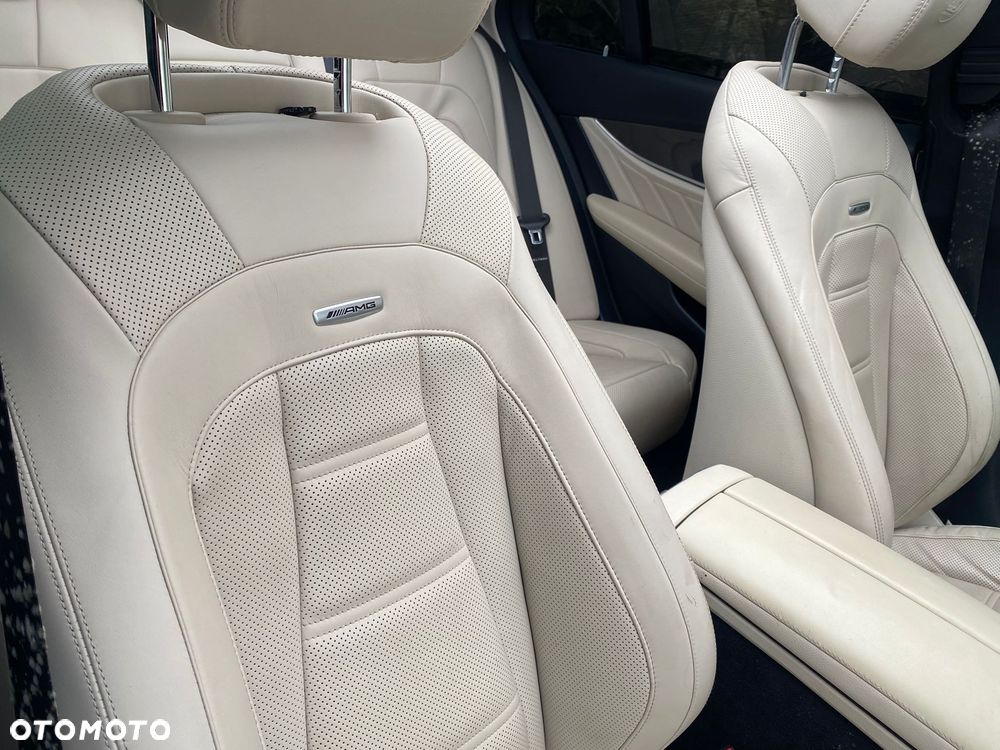 Mercedes-Benz Klasa E - 37