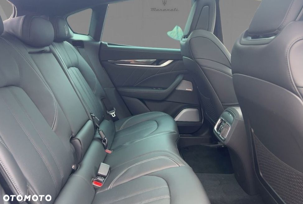 Maserati Levante Modena S - 12
