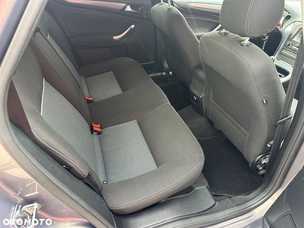 Ford Mondeo 1.6 TDCi Cool & Sound - 17