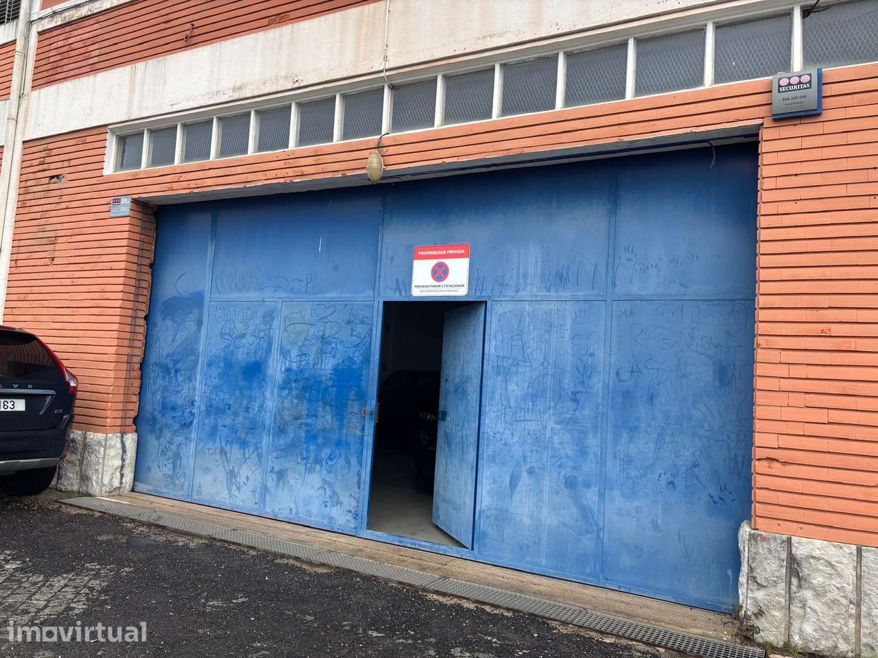 Armazéns Industriais/Logísticos em Zona Comercial Estratégica - Grande imagem: 4/8
