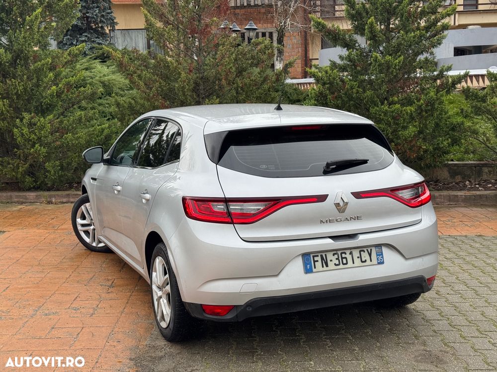 Renault Megane Blue dCi 116 EDC Intens - 10