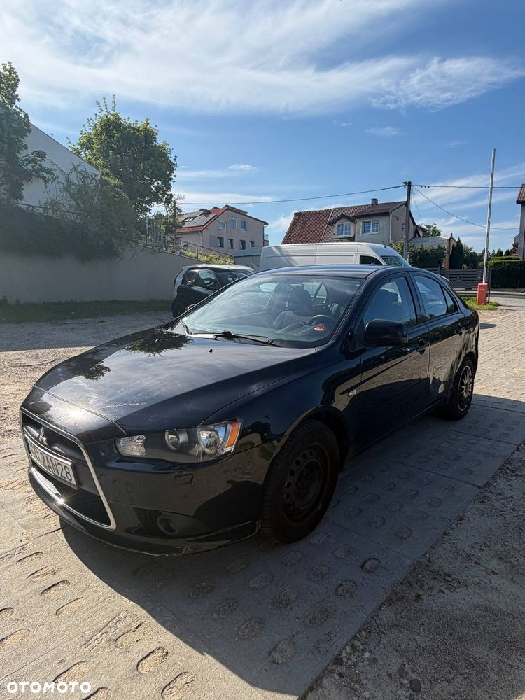 Mitsubishi Lancer - 2