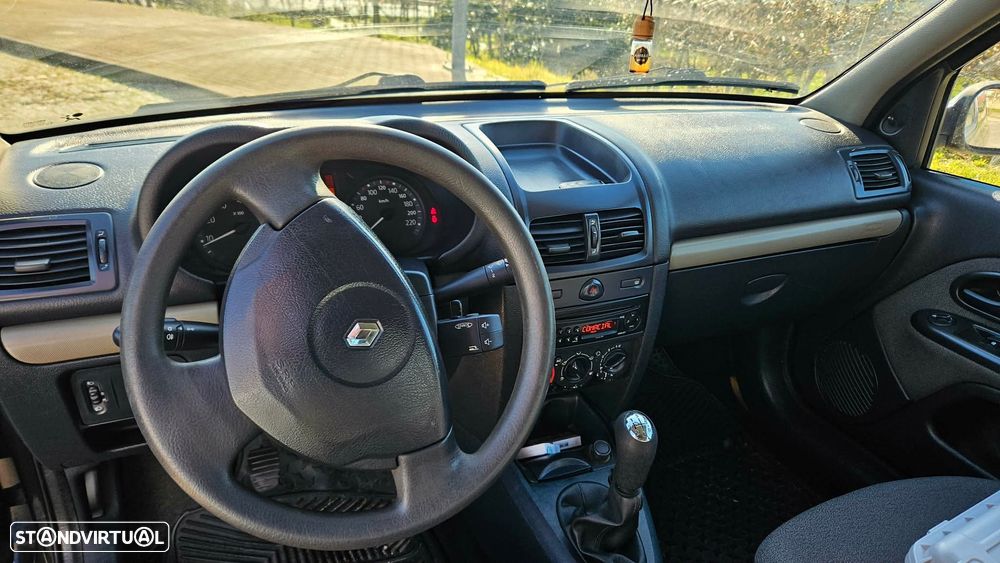 Renault Clio 1.5 dCi Confort - 6