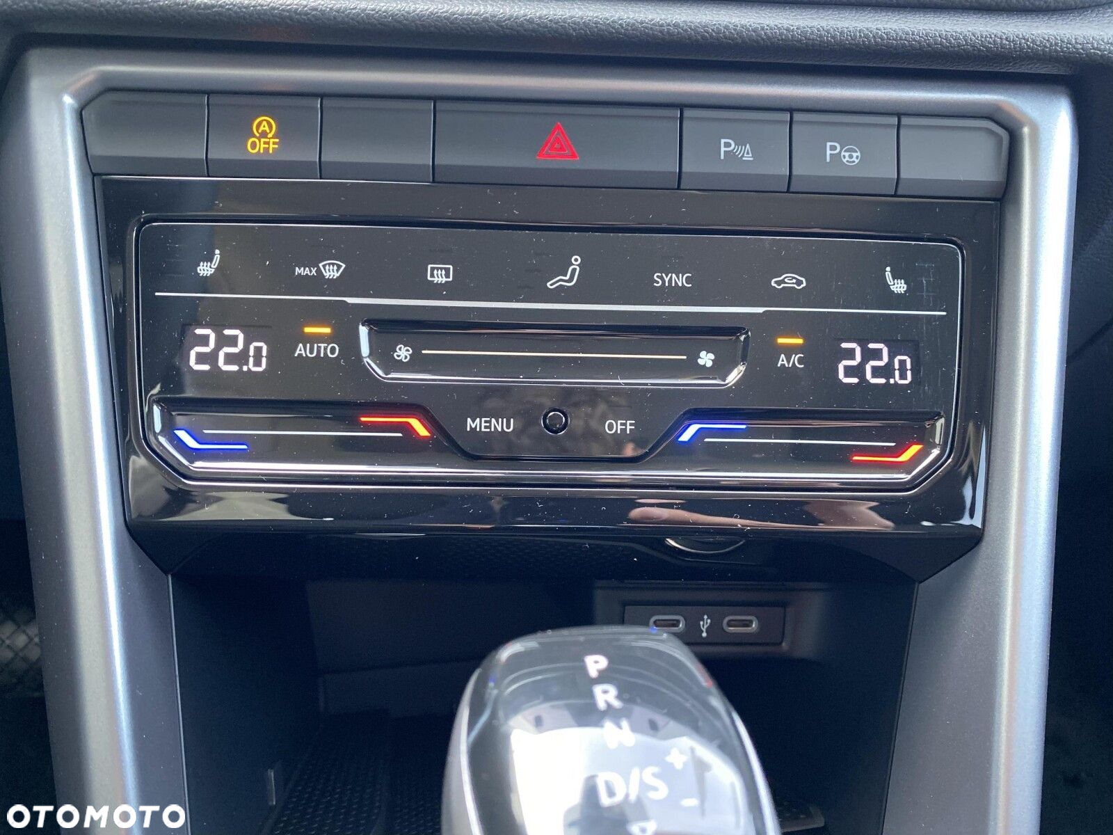 Volkswagen T-Roc - 26