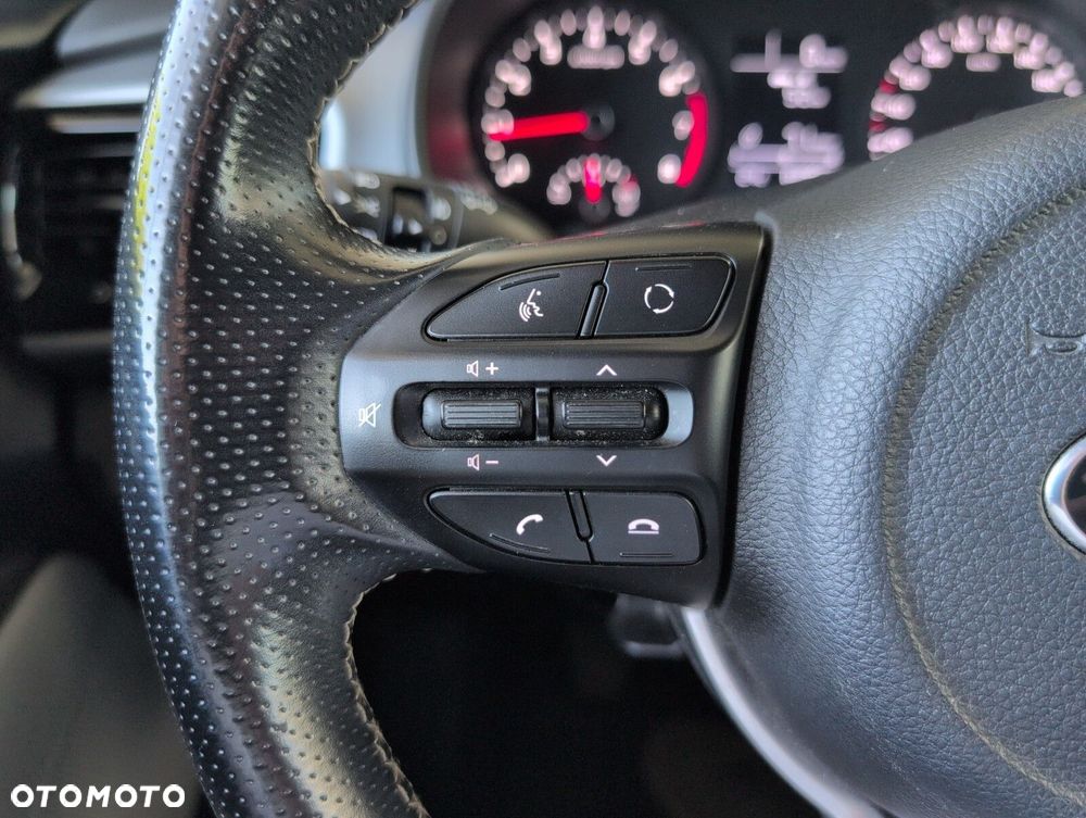 Kia Stonic - 20