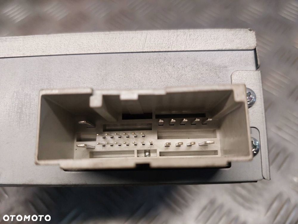 ZMIENIARKA FORD FOCUS MK2 4M5T10E887AF - 3