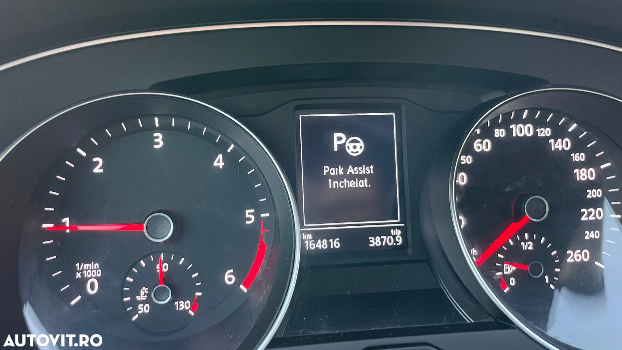 Volkswagen Passat - 10