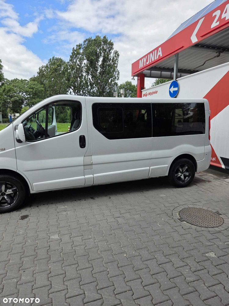Renault Trafic - 2