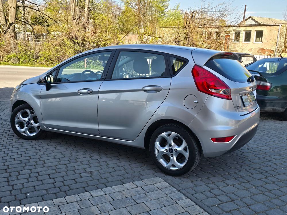 Ford Fiesta 1.25 Champions Edition - 15