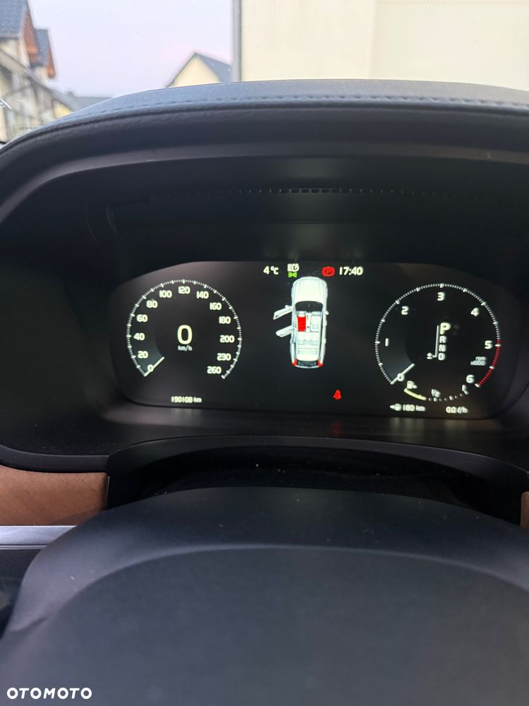 Volvo V90 D4 Inscription - 11