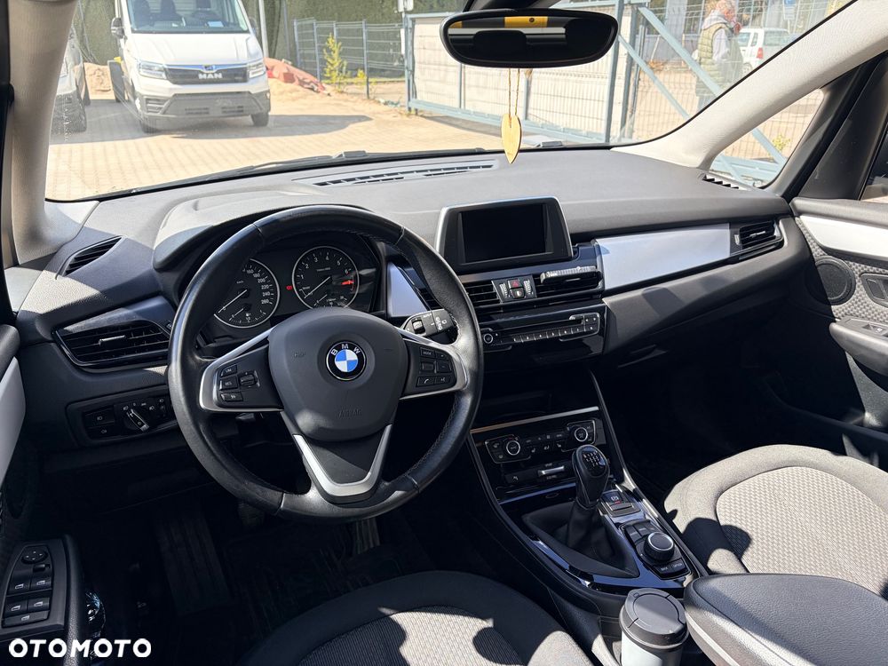 BMW Seria 2 218i Advantage - 7