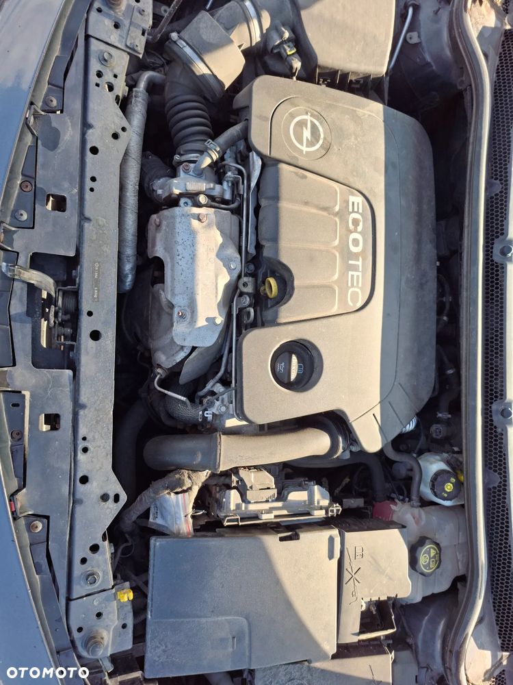 Opel Astra 1.6 CDTI DPF ecoFLEX TourerStart/Stop Edition - 13