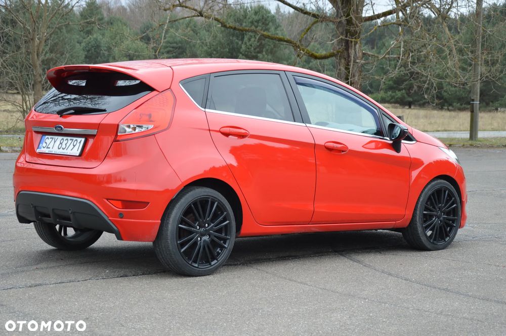 Ford Fiesta - 14