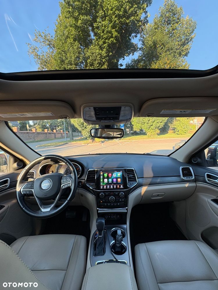 Jeep Grand Cherokee - 9