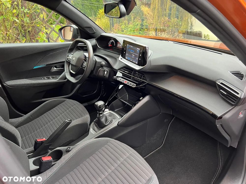 Peugeot 2008 PureTech 100 Style - 20