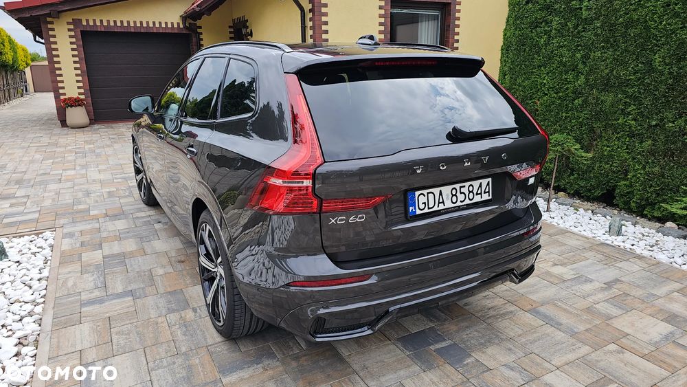 Volvo XC 60 T8 Plug-In Hybrid AWD Ultimate Dark - 10