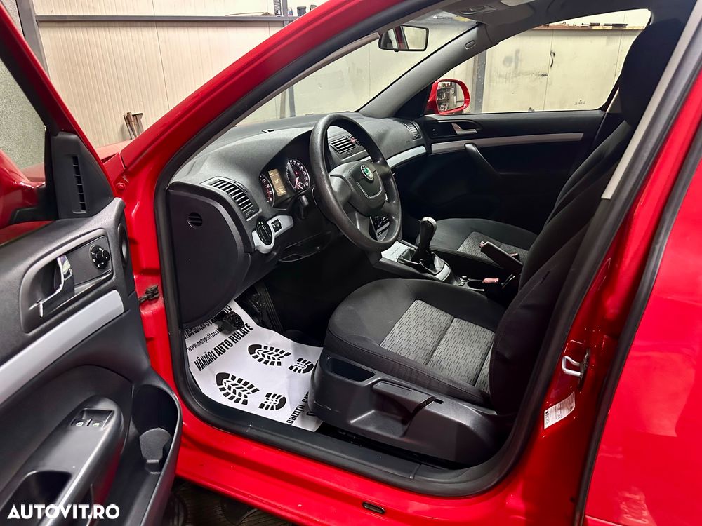 Skoda Octavia 1.6 TDI DPF 4x4 Ambition - 8