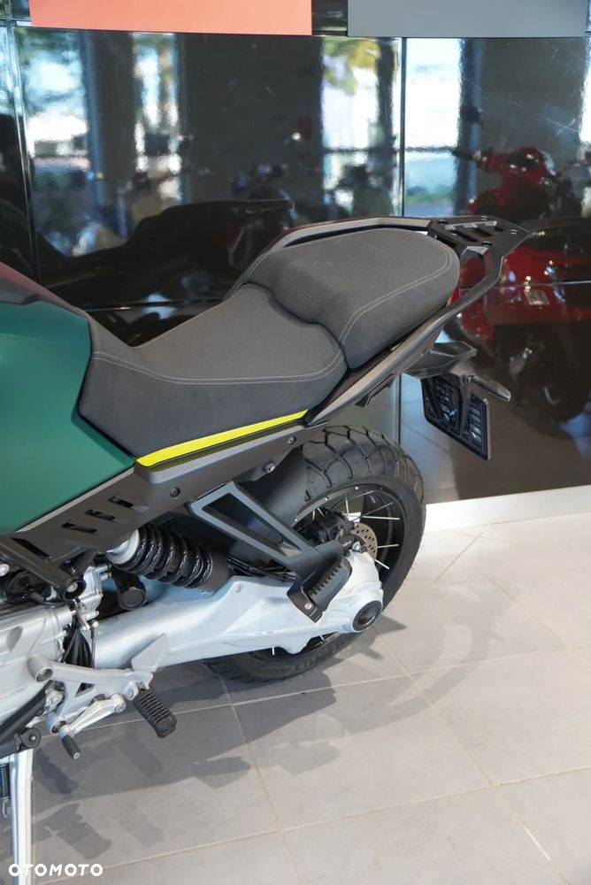Moto Guzzi Stelvio - 9