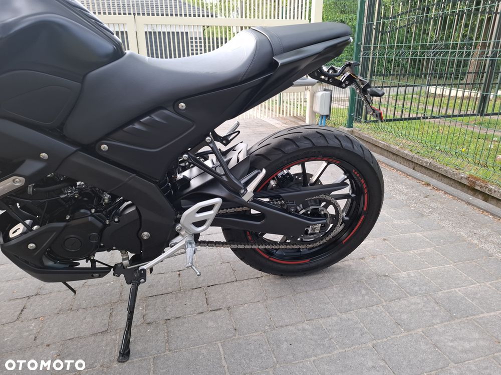 Yamaha MT - 19