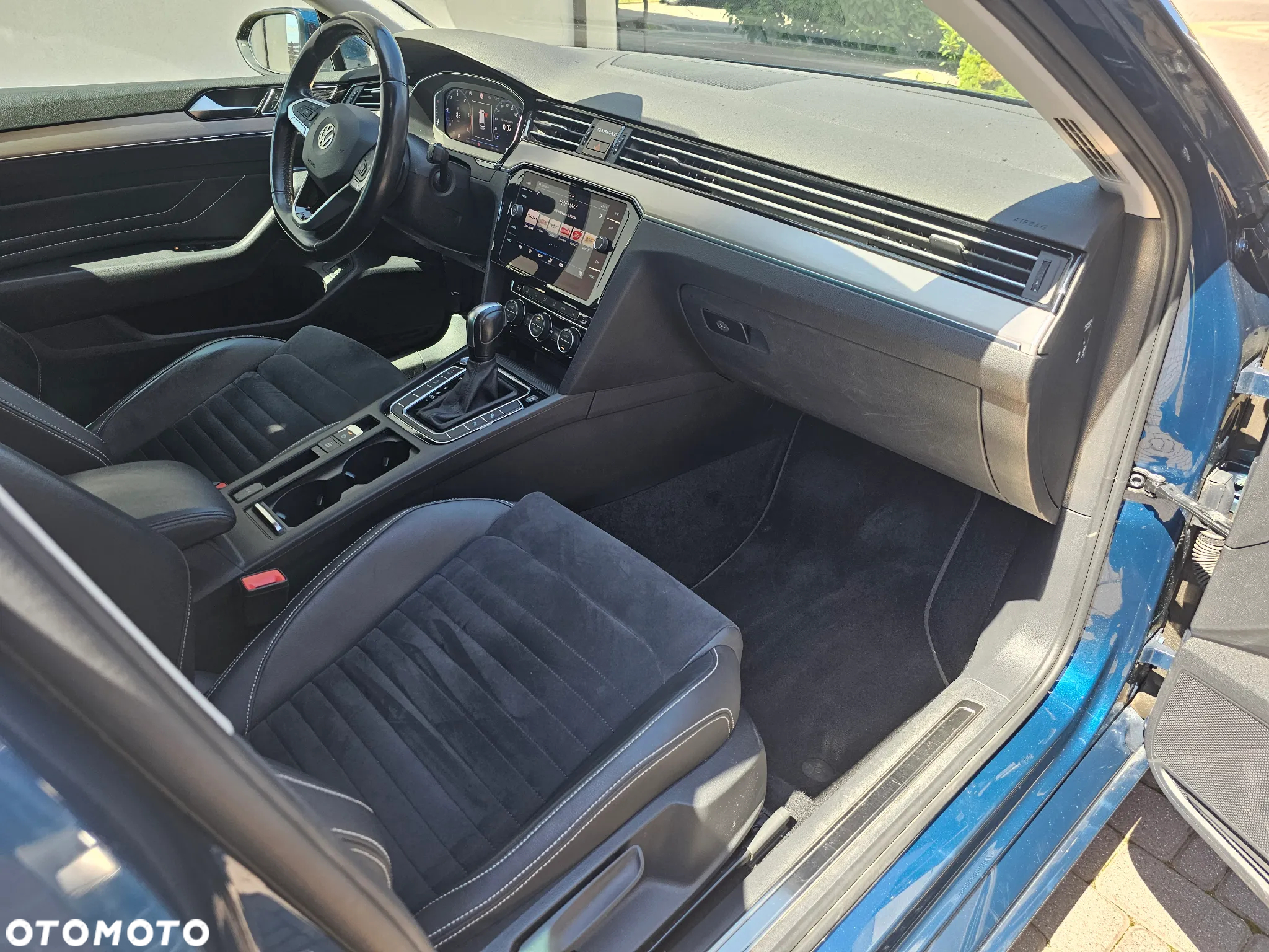 Volkswagen Passat 2.0 TDI EVO Elegance DSG - 9