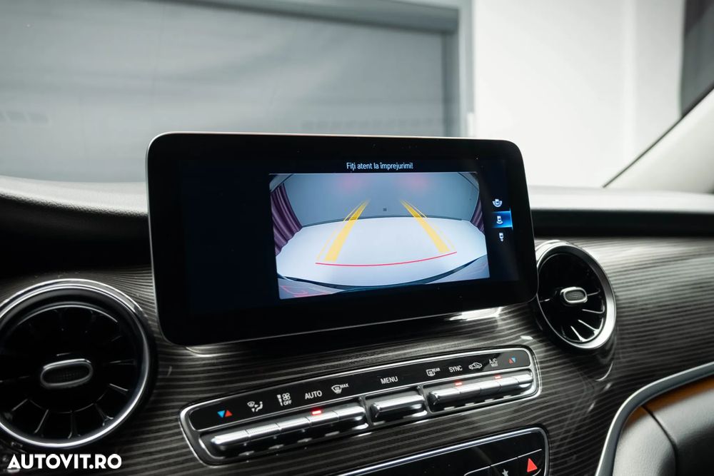 Mercedes-Benz V 300 d Extralang 4Matic 9G-TRONIC Avantgarde Edition Edition 19 - 26