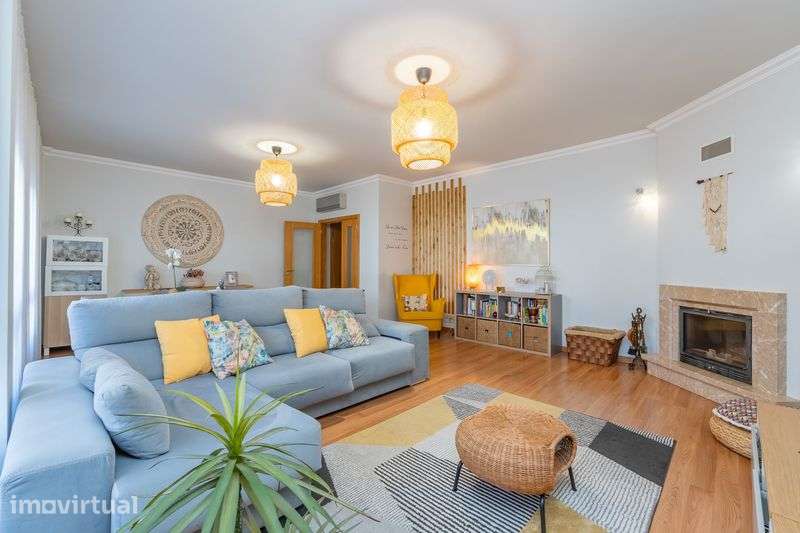 T2 na Quinta da Flamenga com terraço de 74m - Grande imagem: 3/12