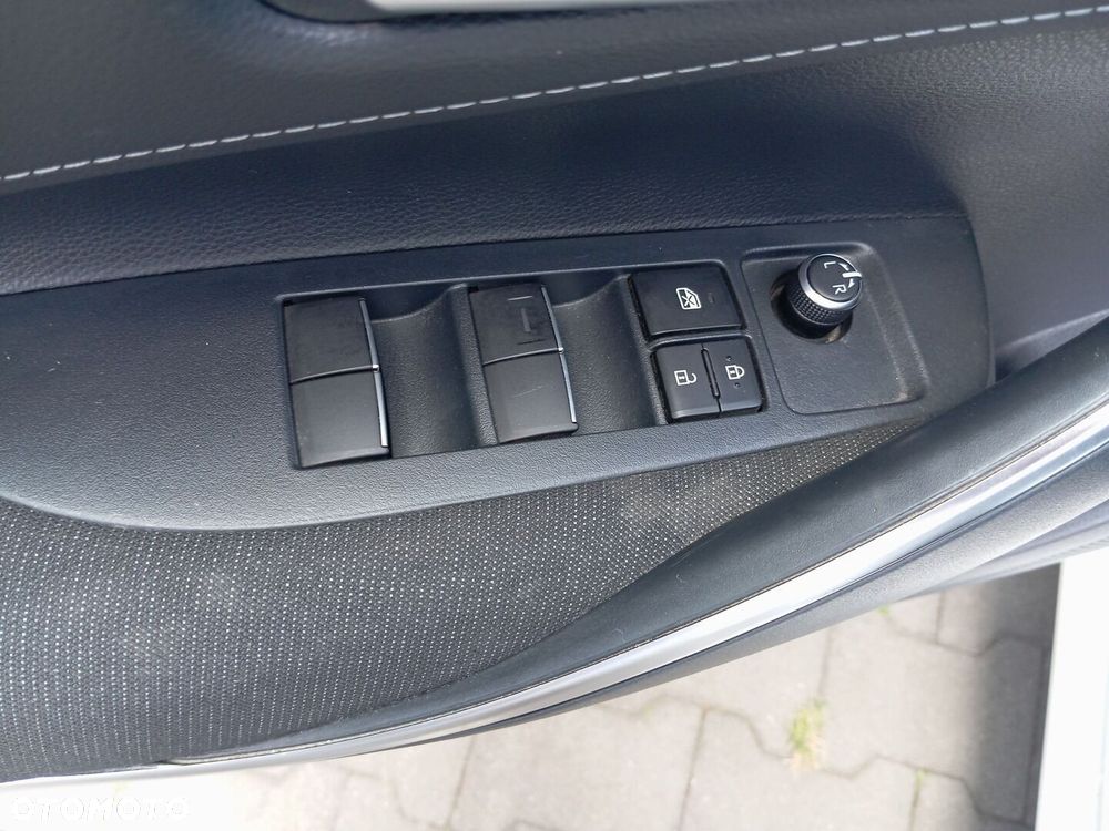 Toyota Corolla 1.8 Hybrid Comfort - 15