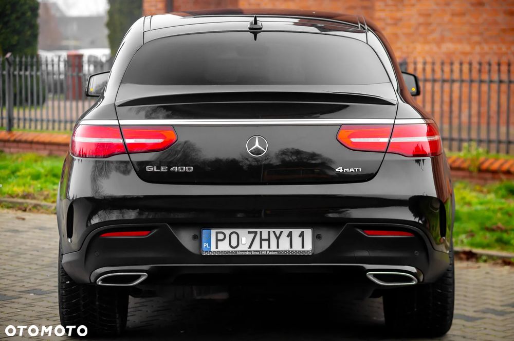 Mercedes-Benz GLE 350 d 4Matic 9G-TRONIC AMG Line - 11