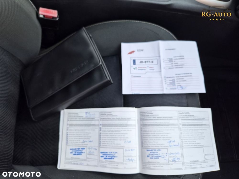 Nissan Qashqai+2 - 18
