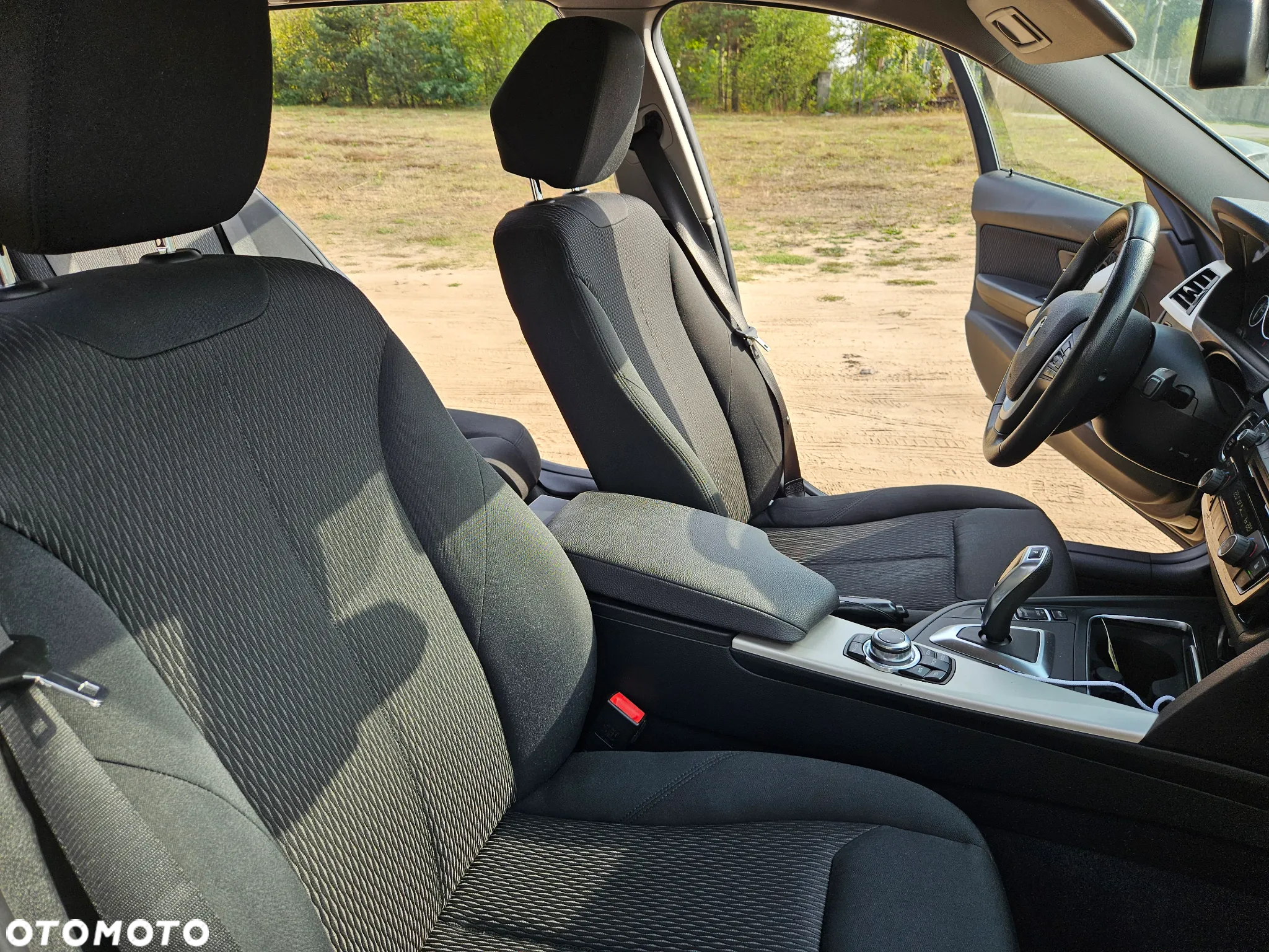 BMW Seria 3 330d xDrive - 21