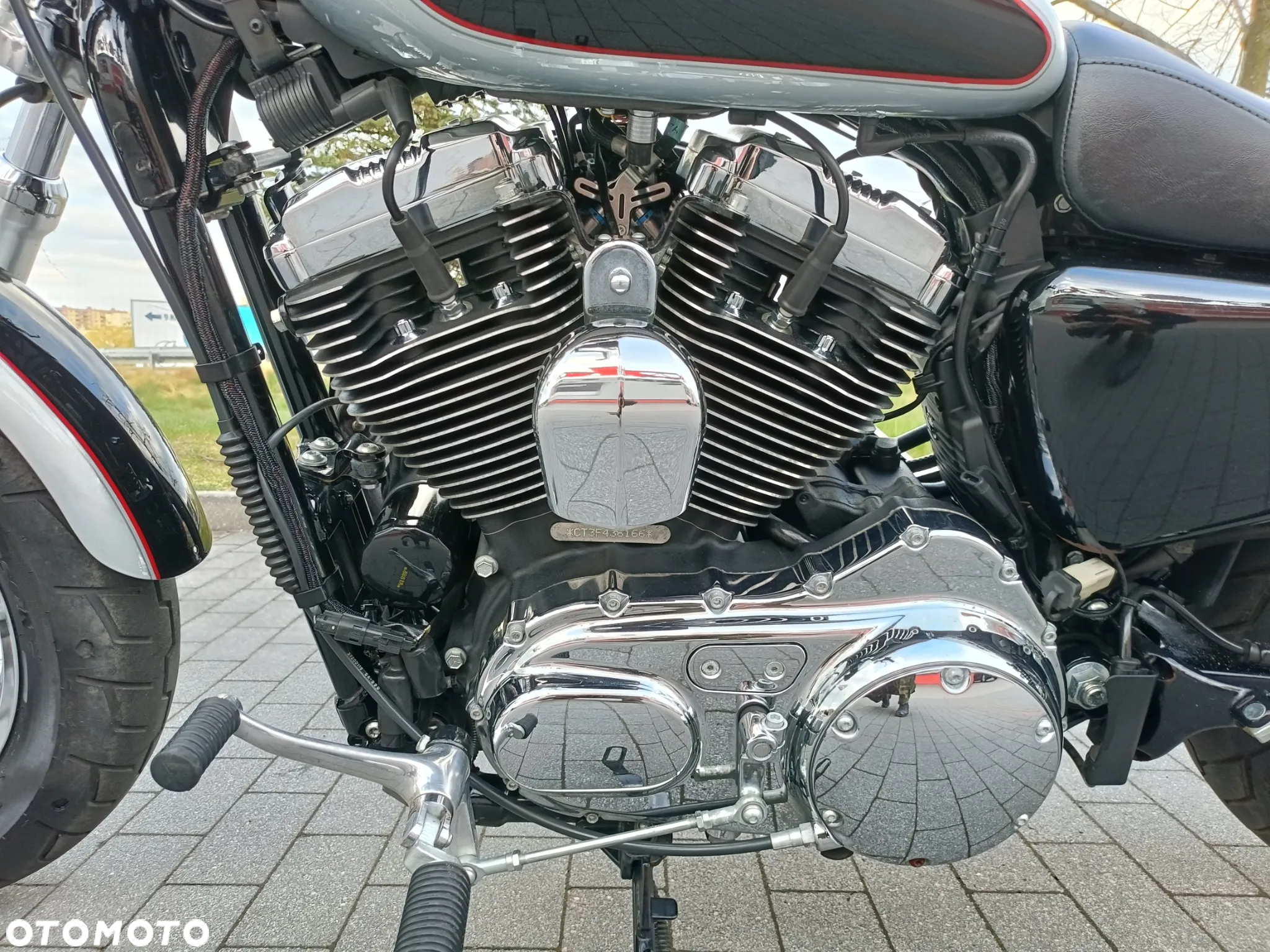 Harley-Davidson Sportster Custom 1200C - 27