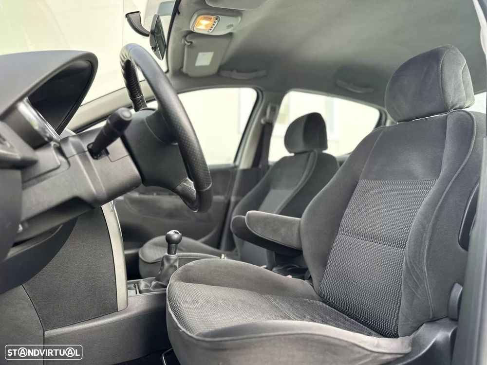 Peugeot 207 1.6 HDi Premium - 13