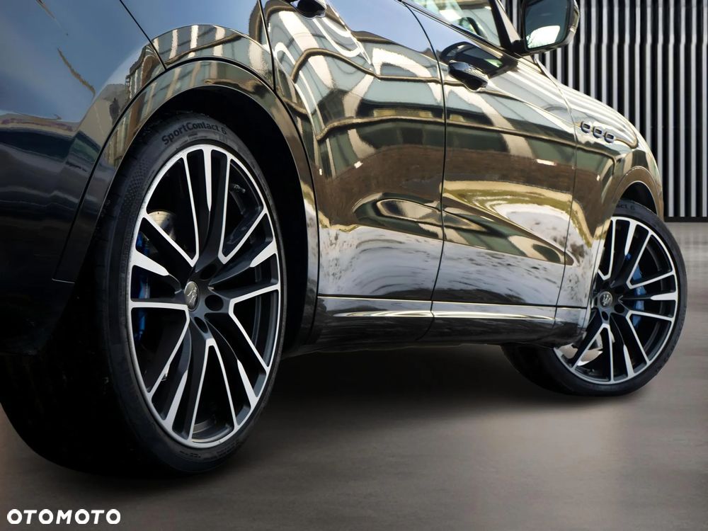 Maserati Levante - 13