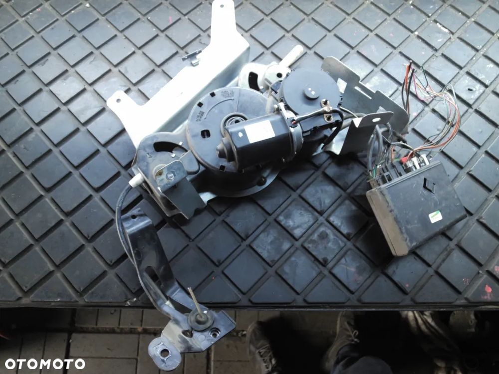MECHANIZM SILNIK OTWIERANIA DRZWI OPEL SINTRA POSIADAM 2 SZT - 1