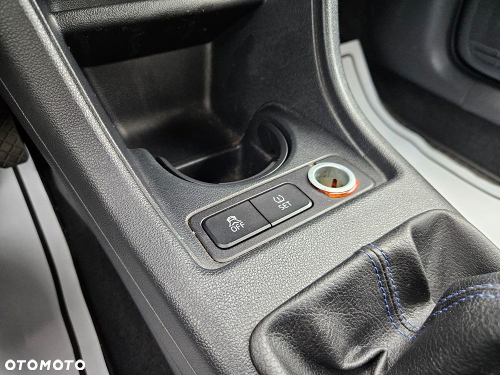 Volkswagen up! club - 19