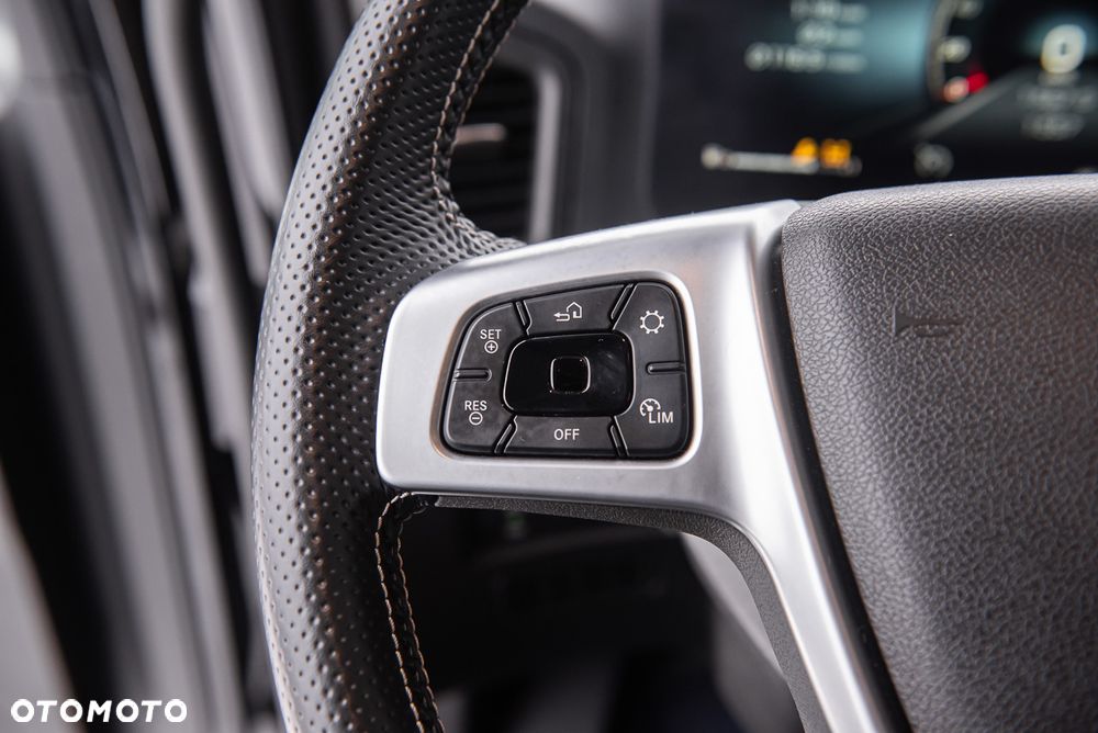 Mercedes-Benz ACTROS - 18