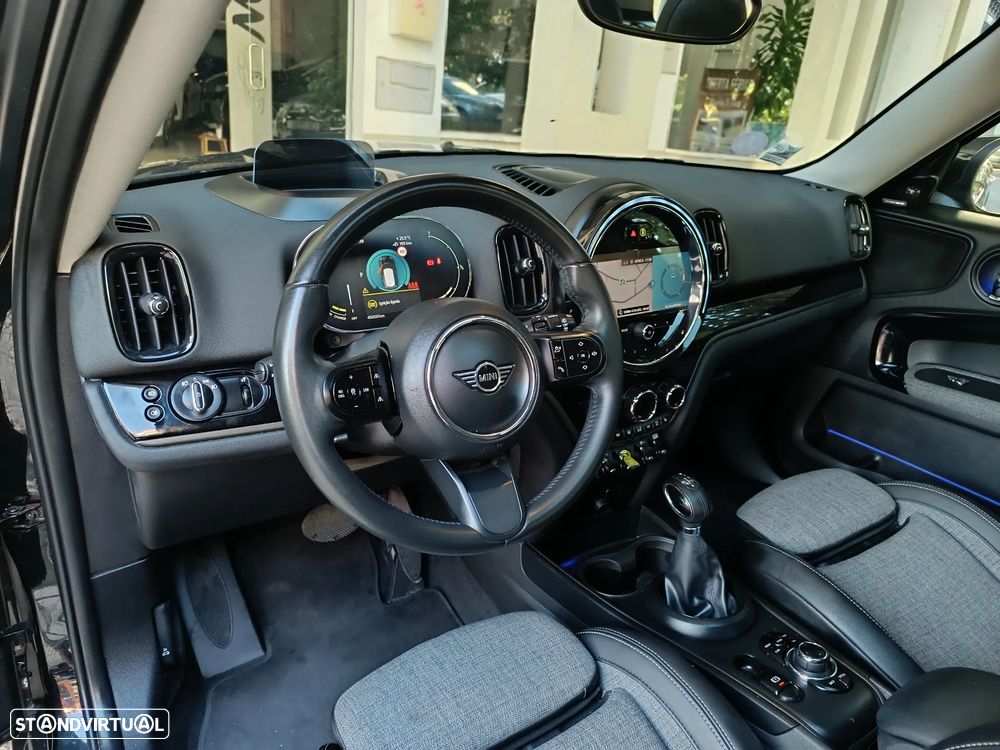 MINI Countryman Cooper SE Premium P. Essential Auto - 10